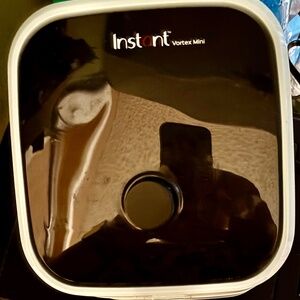 Instant Air Fryer 2 quart